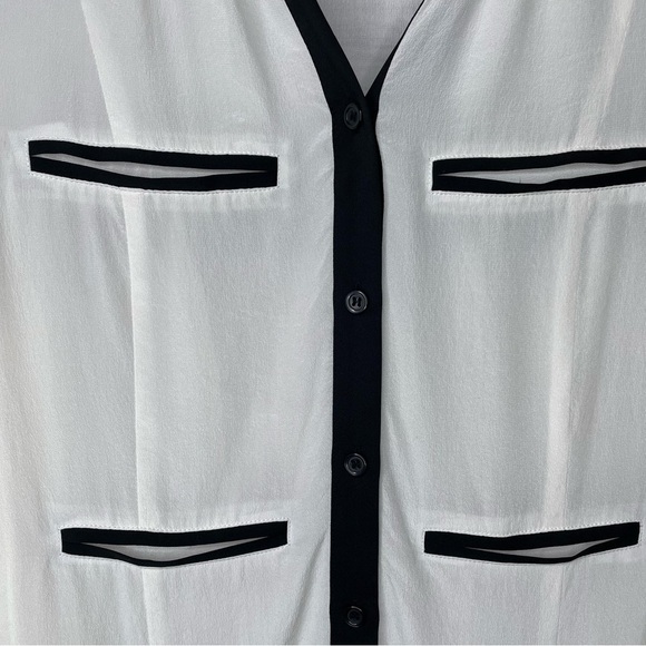 Victoria’s Secret Silk Button Down Blouse Ivory Black Size Small 2013 Rare Find! - Picture 2 of 15
